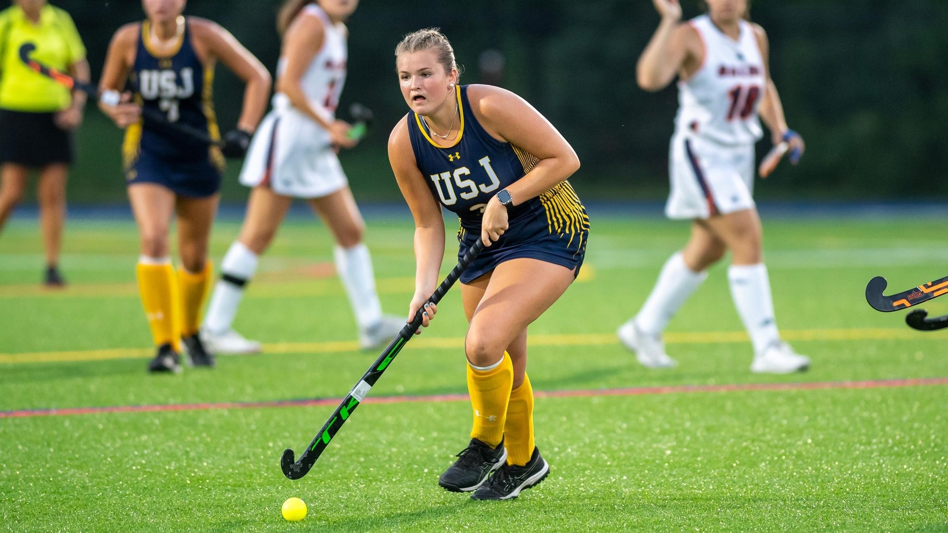 Field Hockey Nipped by Clark in Non-Conference Finale Tuesday Night, 2-1