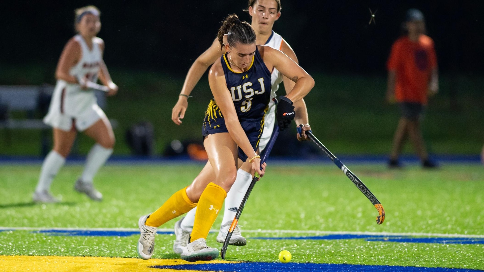 Field Hockey Erupts for Eight Goals in Shutout Win at Elms Wednesday