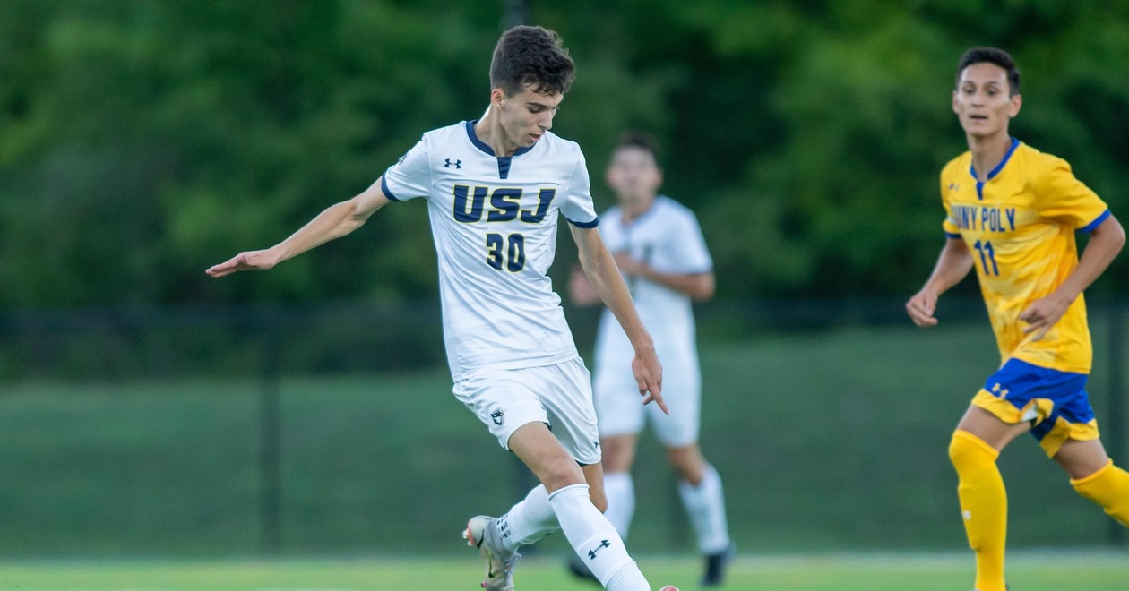 Men's Soccer Battles to 2-2 Draw on the Road at JWU