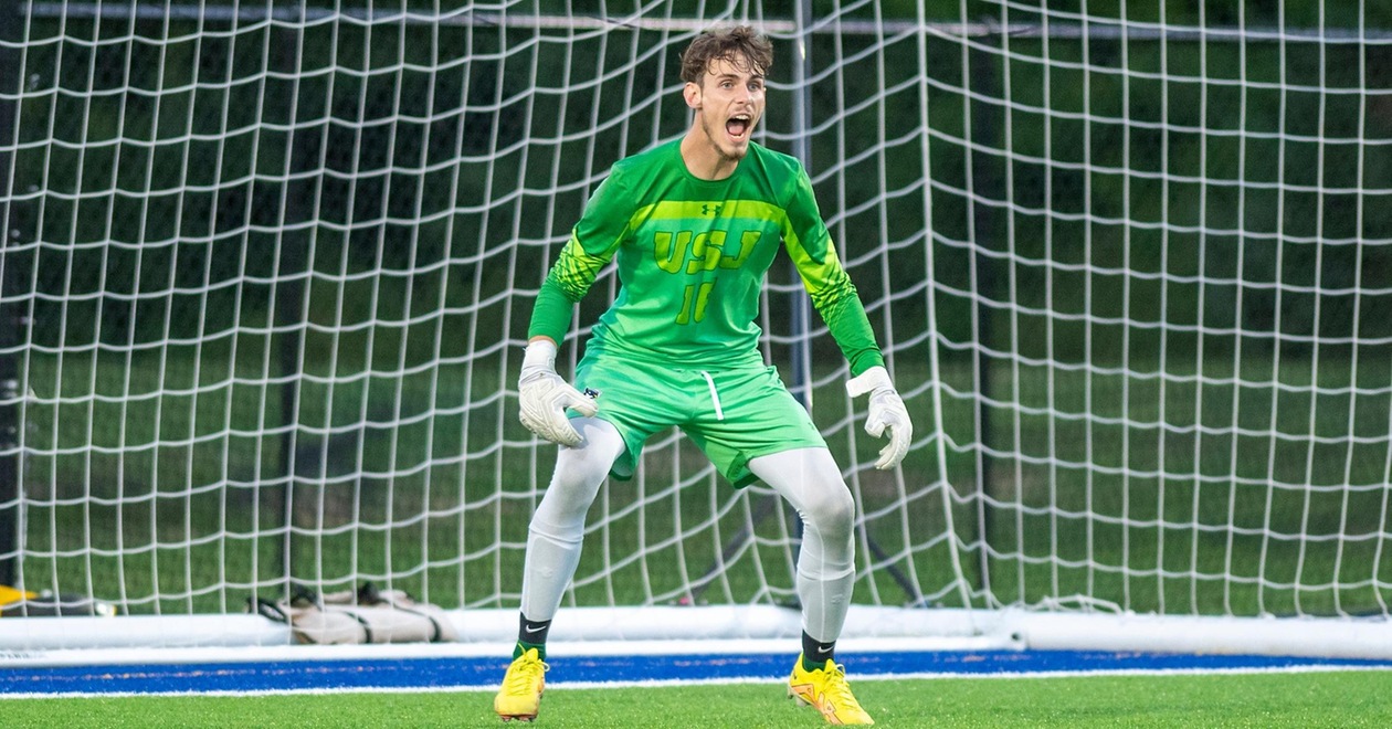 Men's Soccer Makes History, Defeats #1 SJC, 2-0, Wednesday Night