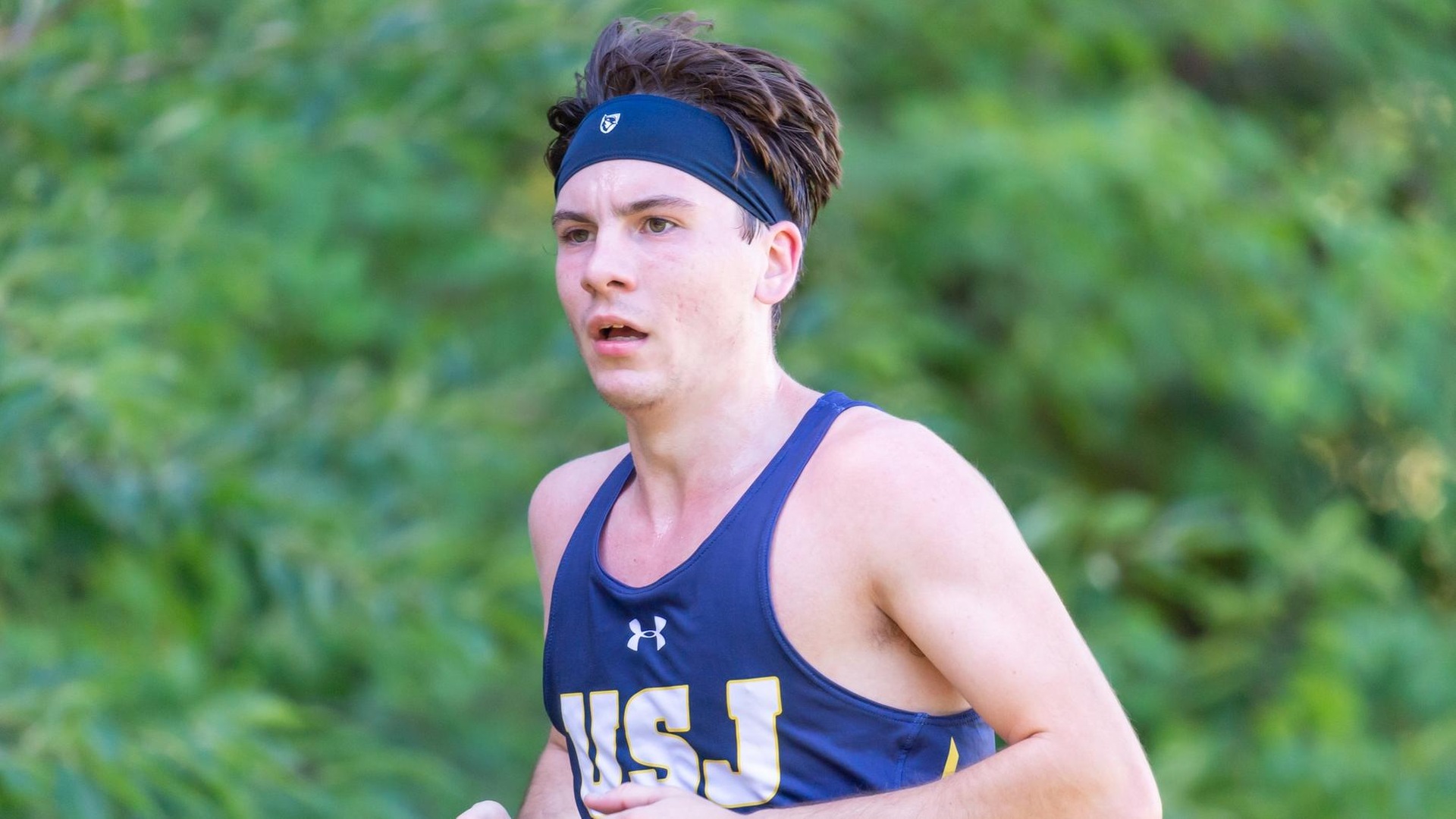 Laframboise Places Third, Leads Men's Cross Country at Wheaton and Babson Season Opener