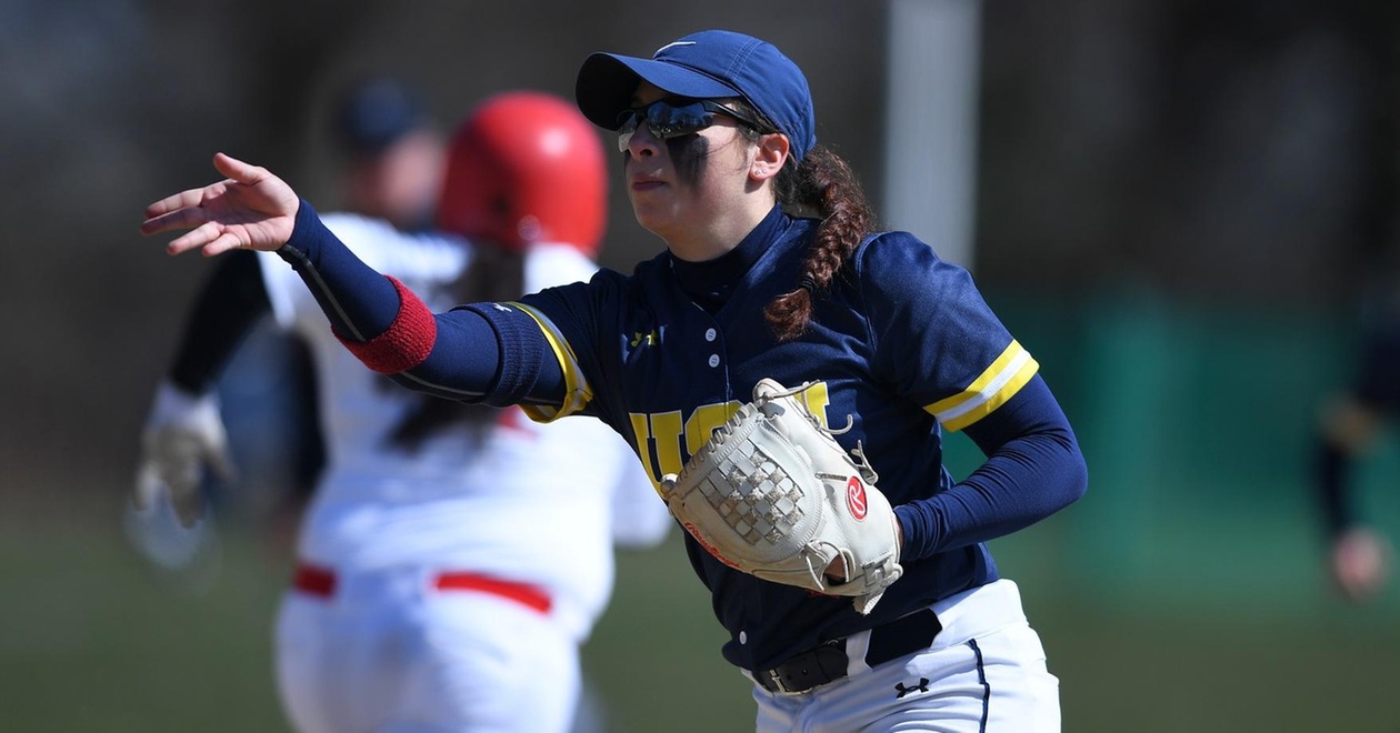 Softball Ends Season in GNAC First Round to Emmanuel