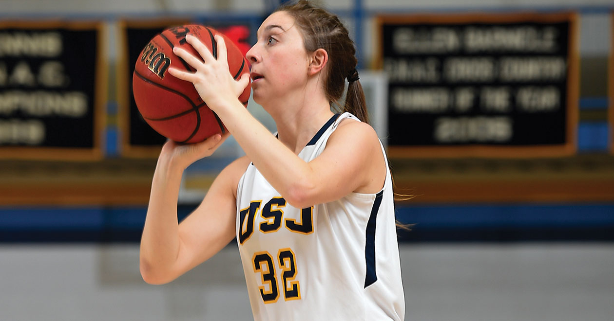 Basketball Drops USJ Tip-Off Tournament Opener to Fitchburg State, 89-81