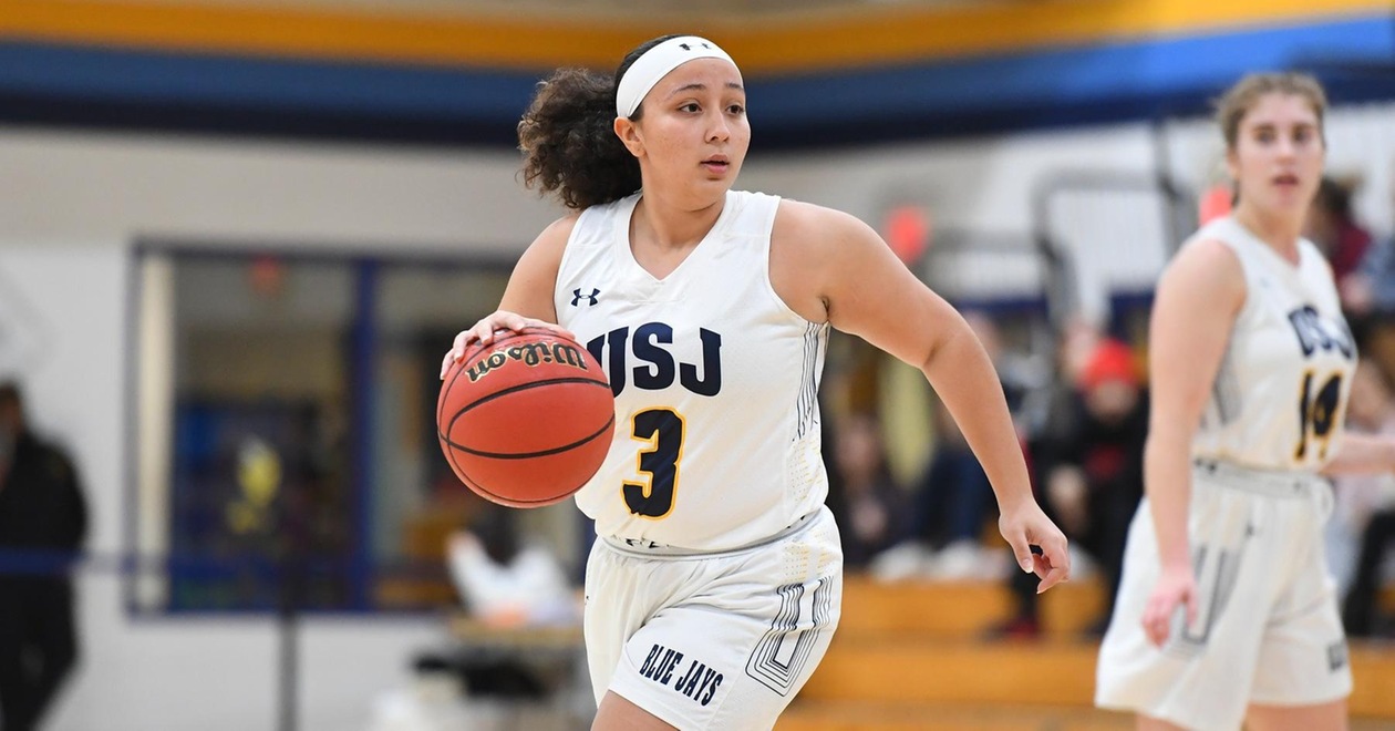 Women's Basketball Falls Behind Early, Loses 60-49