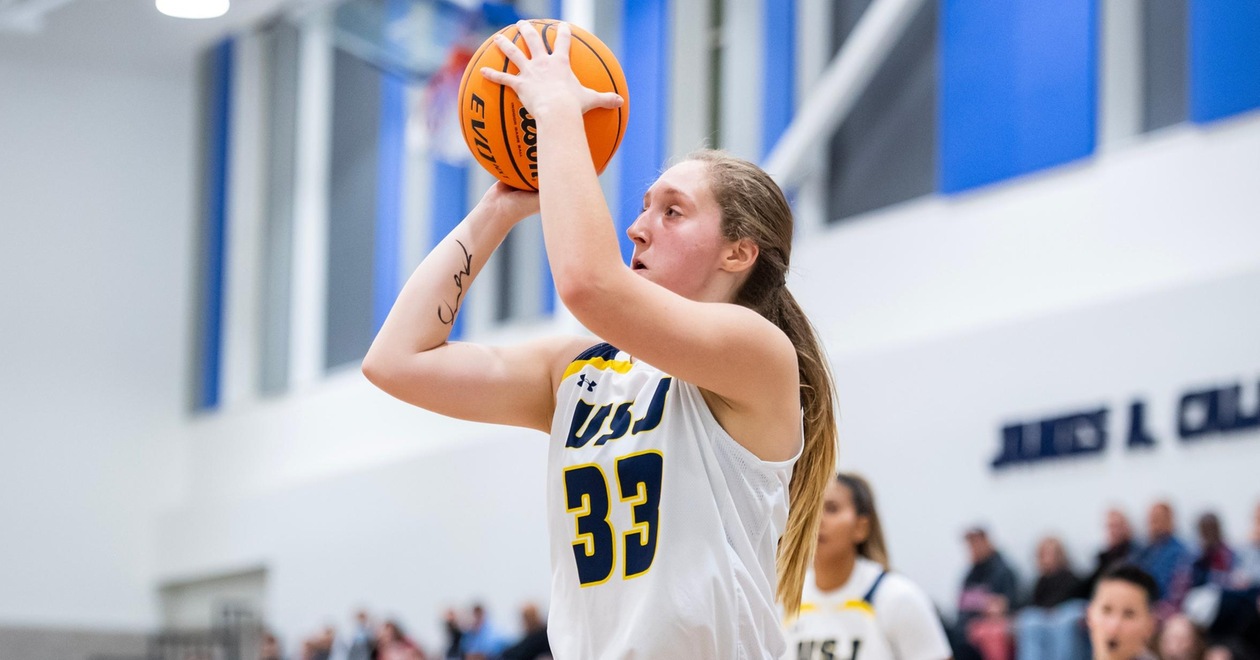 Strong Second Half Lifts Women's Hoops Past JWU Tuesday, 63-55