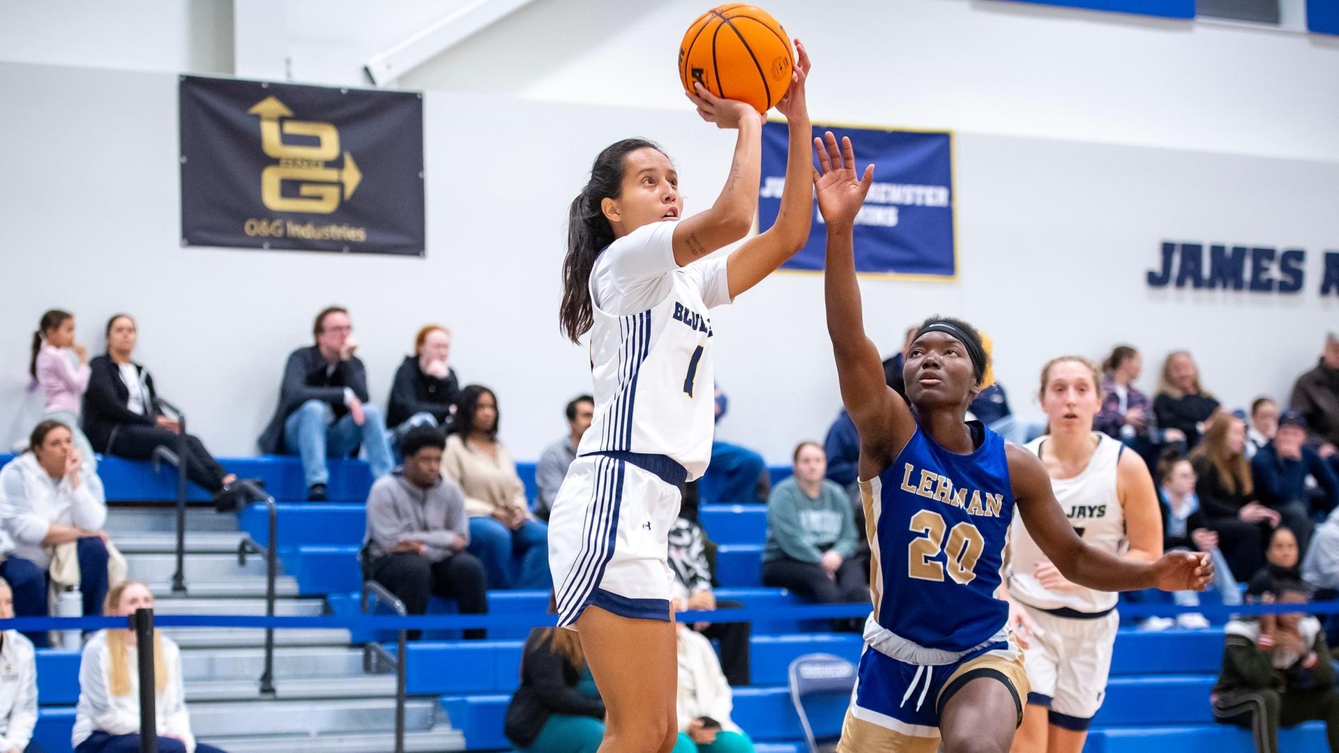 Blue Jays Win Eleventh Straight, Defeat Lasell at Home Wednesday Night, 66-56