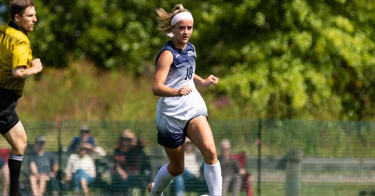 Women's Soccer Blanks Rivier on the Road Saturday, 2-0