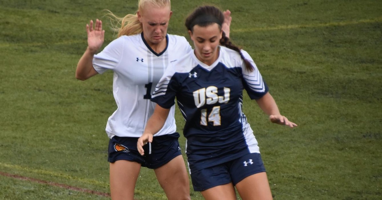 Muscatello's Late Goal Lifts Women's Soccer Over MCLA, 1-0