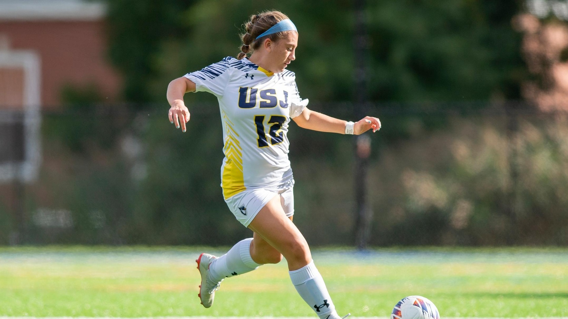 Zup Brace Helps Women's Soccer to Win Over New England College Saturday, 5-1